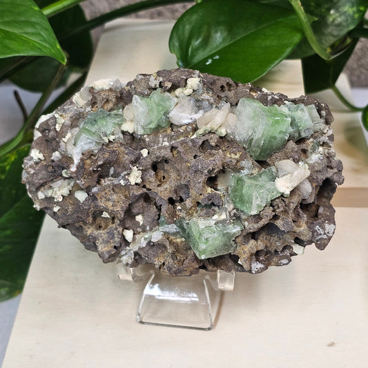 Fluorapophylite with Stilbite