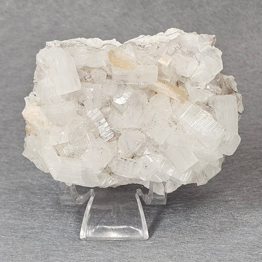 Apophyllite with Stilbite Cluster Specimen – Jalgaon, India